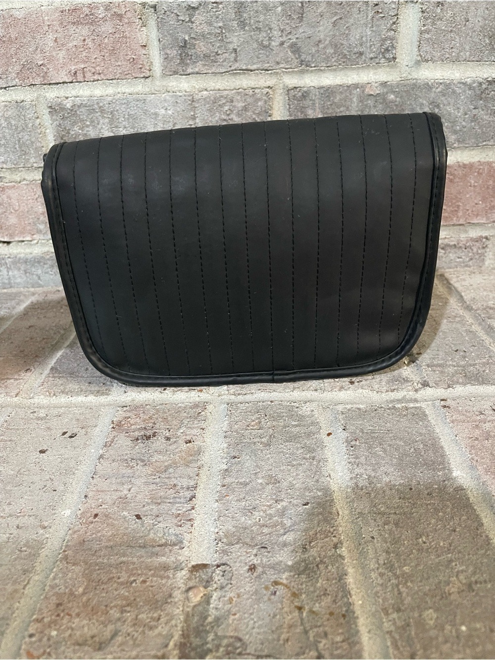 Black Quilted Crossbody Clutch
